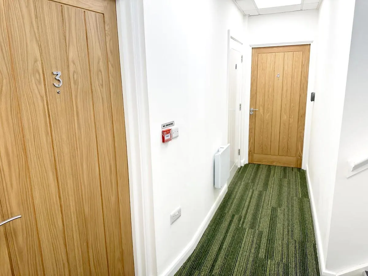 123 Queen Street - Home Crowd Luxury Apartments Шефилд 0*,  Великобритания